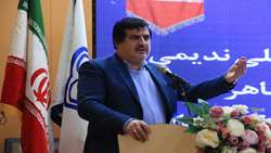 جوی که علیه دریافتی پزشکان در کشور ایجاد شده است، بخش زیادی از آن غیر واقعیست و عدد و ارقامی که در خصوص حقوق ها و دریافتی‌ اعضای هیأت‌ علمی‌ عنوان می‌شود، به هیچ وجه وجود خارجی ندارد و واقعی نیست،
